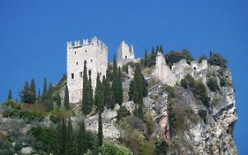Enjoy Garda Apartments